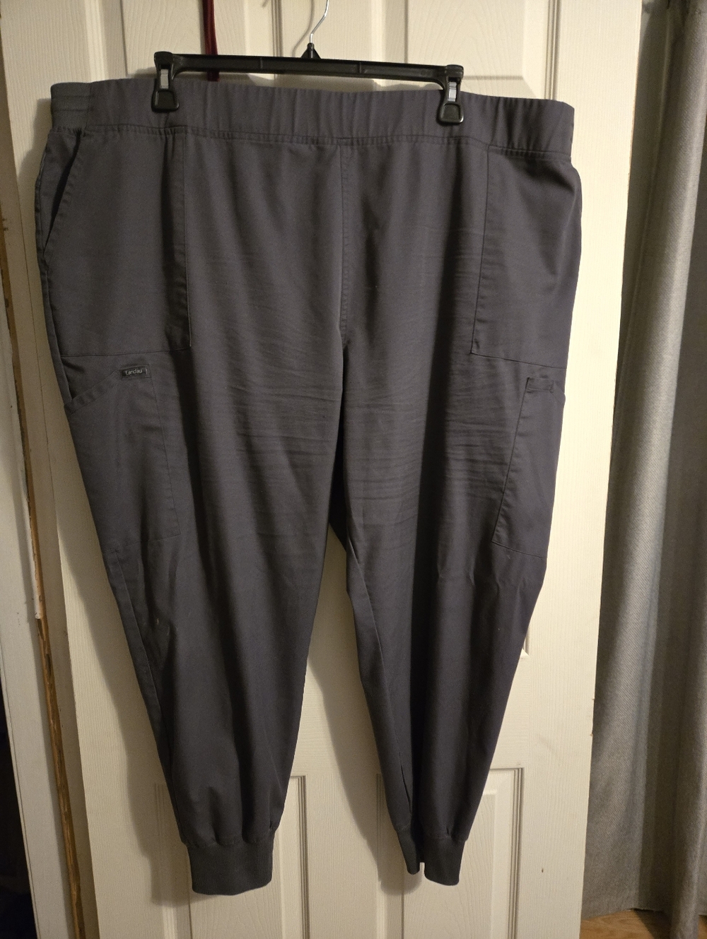 Womens  Gray Scrub Jogger Cargo Pant
